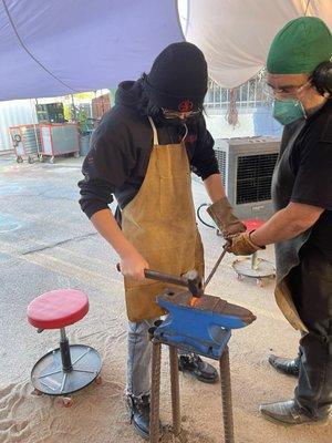 Intro Knife Making class at the Collaboratory with Noah Nipperus