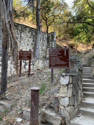 Dixie Canyon Park