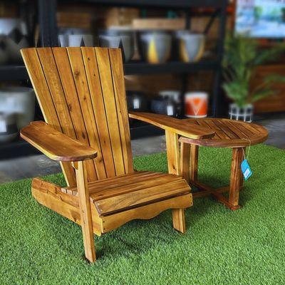 Wood Adirondack w/ round side table