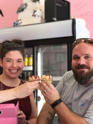 Who doesn't love a cupcake! Tour favorite stop at Confections of a Rockstar !