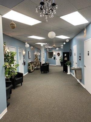 Aspire is a Community of Independent Suite Owners working together to provide a large variety of Upscale Services in a Beautiful facility.