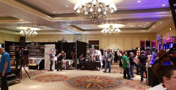 Main vendor room mid day