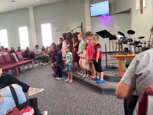 Summer singing with Childrens church.