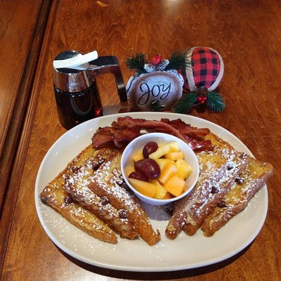 Chocolate chips french toast