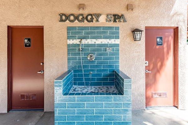 Dog washing station at Bay Breeze apartment complex