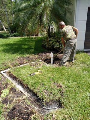 Attaching pipe to new well head