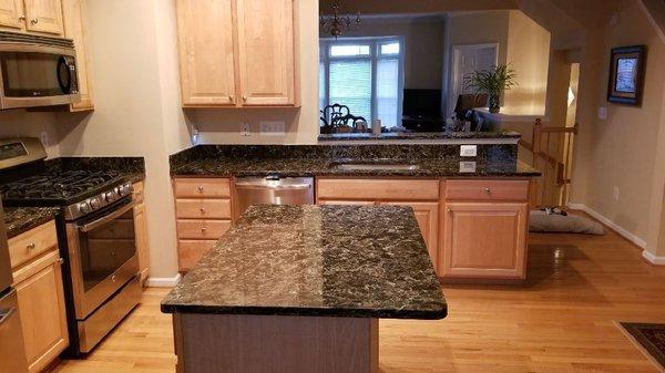 Cambria - Laneshaw quartz kitchen countertops