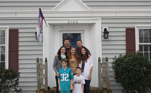 Donnie, Shawn (brother), Lauren, Wendy, Krissy, JD, & Jordan.