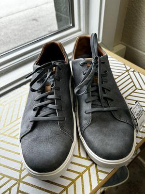 Mens Olukai  Size 9