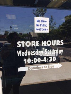 Thrift House store hours