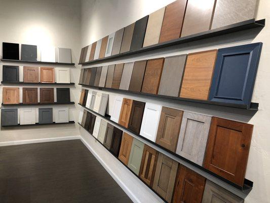 Large Selection of Doorstyles and Finishes