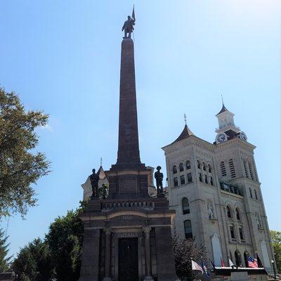 Vincennes' Soldiers & Sailors Monument (Dedicated 1914)