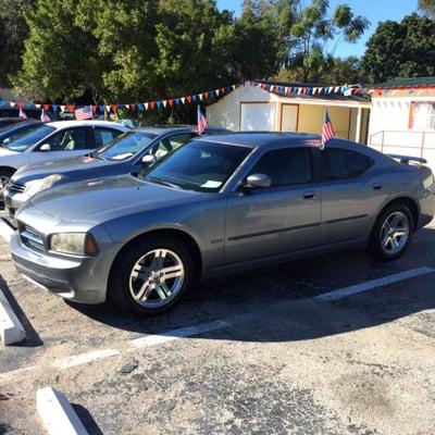 2006 Dodge Charger R/T  93k miles  Super clean . No accidents  Only $10900  941-7442277