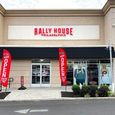 Rally House Wynnewood Square