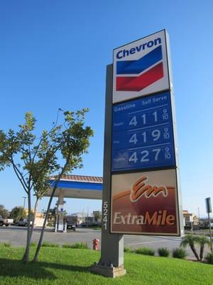 The Beach/La Mirada or Beach/Malvern Chevron grand sign.