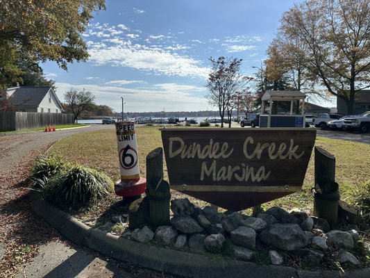 Dundee Creek Marina sign