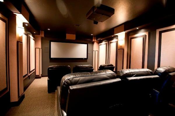 Custom Home Theater by LivingSound.