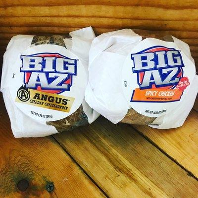 Big Az Burgers!! Add chili?? Add onions?? Add jalapeños?? The possibilities are endless....come gitcha sum!!! Yum!!! #bigazburger