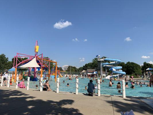 Anoka Aquatic Center