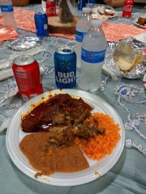 This venue feeds their musicians good. Mexican rice, cheesy spicy beans, and chicken in red mole sauce