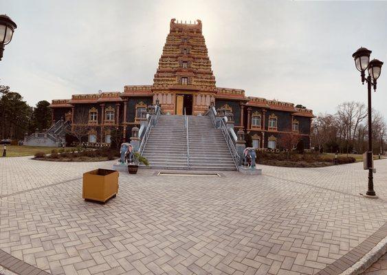 Hindu American Temple & Cultural Center