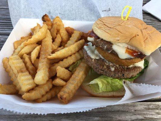 Bourbon burger and its side of fries ...