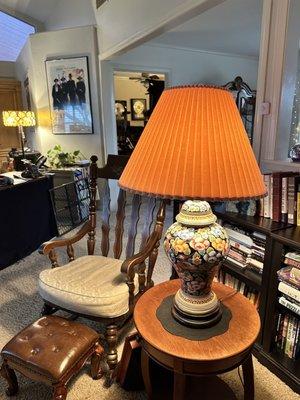 Vintage lamp now fixed and back in the reading room! Thx Cort!