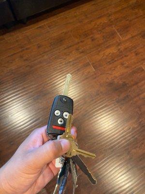 Car key created and 2 house keys