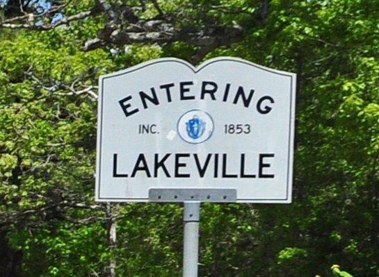 Enteribg Lakeville at the Taunton line.