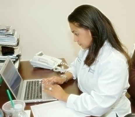 Marizeli A Olacio  DPM - Miami Podiatrist