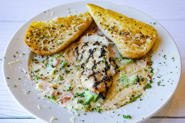 Chicken Broccoli Alfredo