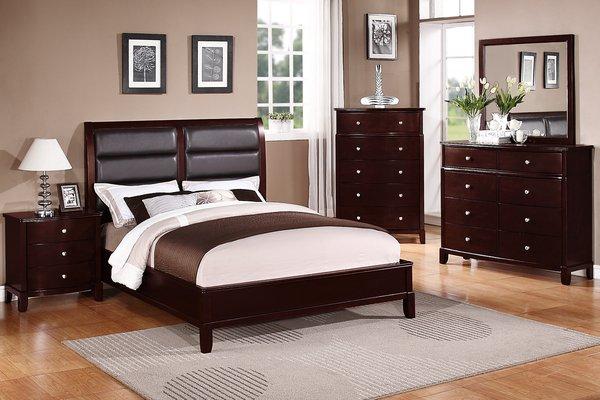 complete queen  bedroom sets for $899