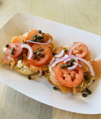 Bagel w lox and cream cheese