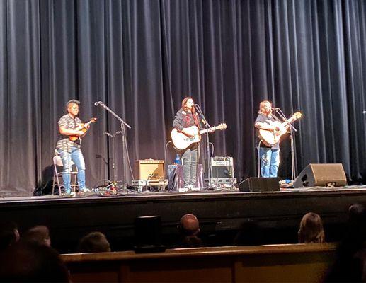 Cahn Auditorium