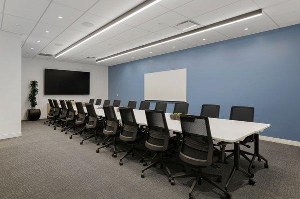 Orchard Workspace by JLL offers serveral fully equipped meeting rooms that even non members can rent