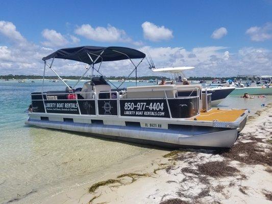 Island beach stops are the best with Liberty Boat Rentals.