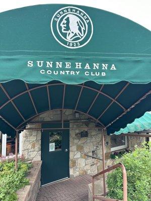 Sunnehanna Country Club welcome/greeting area