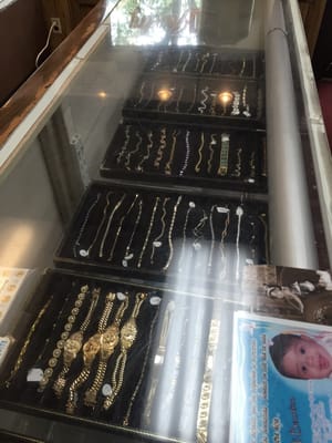 Display of bracelets