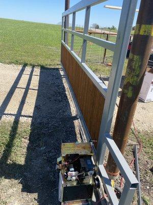 Installation of electric gate motor and new slide gage in Frisco