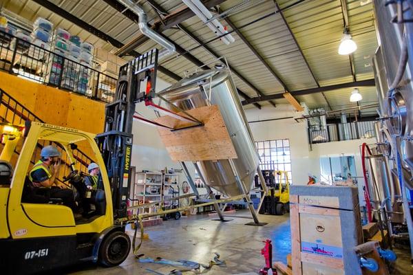 Uprighting 20' tall beer tanks with inches to spare for M Special Brewery