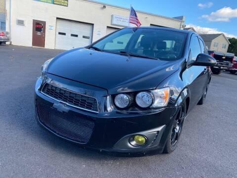 This 2012 CHEVROLET SONIC LTZ 6 SPEED MANUAL TRANSMISSION IS ONLY 67K MILES ON IT GREAT ON GAS, ABOUT 40 MPG HIGHWAY AND 29 CITY IN BETWEEN