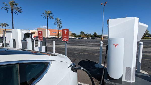 Tesla Supercharger - Rowland Heights