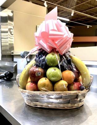 Large fruit basket