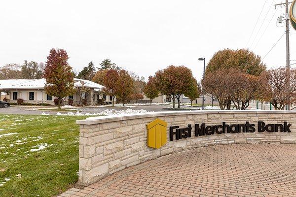 First Merchants Bank in Temperance Michigan