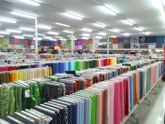 M & L Fabrics-Discount Store