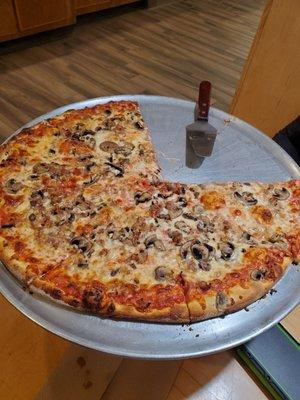 Sausage and mushroom pizza.