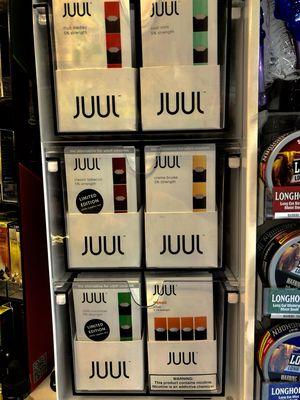 Juul Pods with Accessories