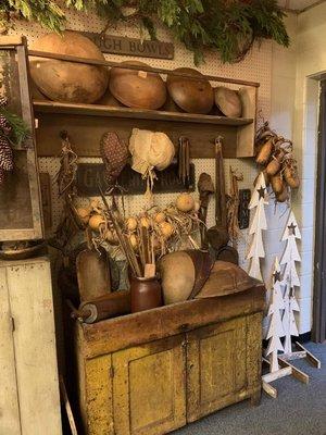 Primitives cupboards