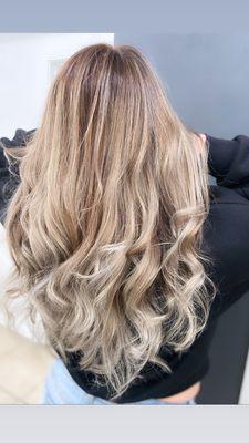 Balayage Rubio clarísimo