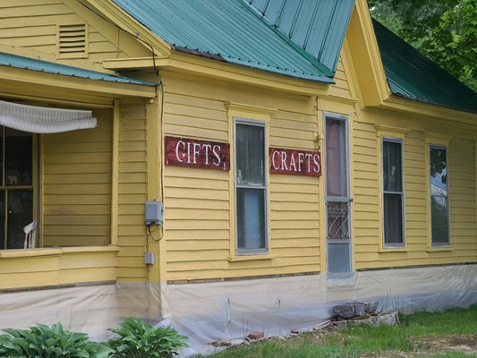 Hungry Hollow Country Store